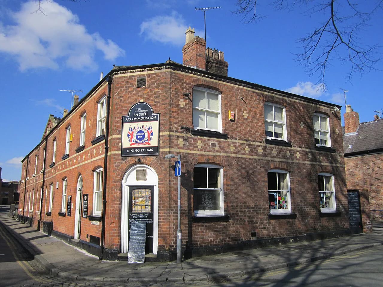 Albion Inn, Chester: The Victorian Corner Pub Guide