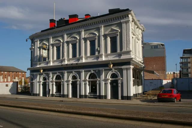 Baltic Fleet Liverpool: The Grade II-Listed Dock Road Pub