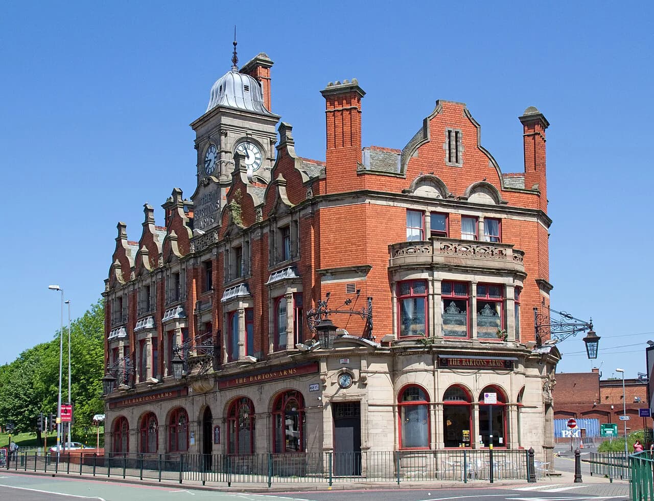 Bartons Arms, Birmingham: A Victorian Pub Worth the Trip