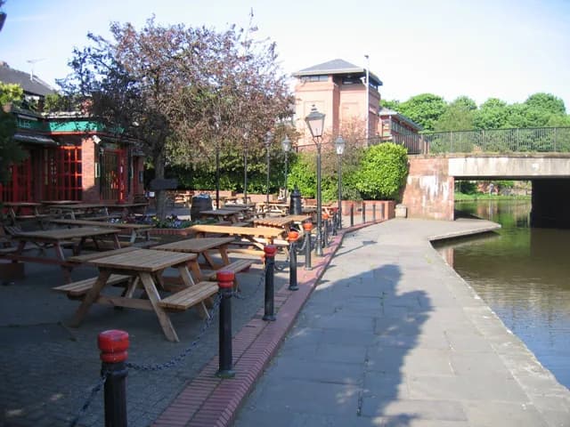 Beer Gardens in Chester: Where to Sit Outside With a Pint