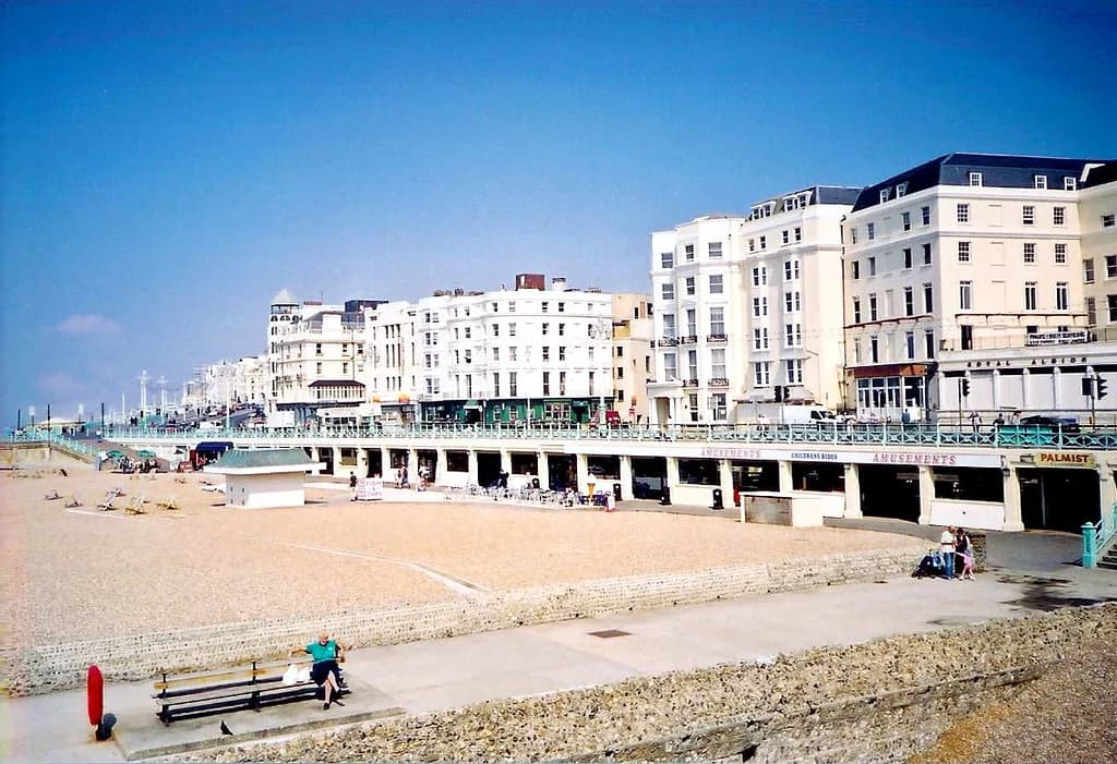 Best Pubs in Brighton: Where to Drink by Area and Occasion