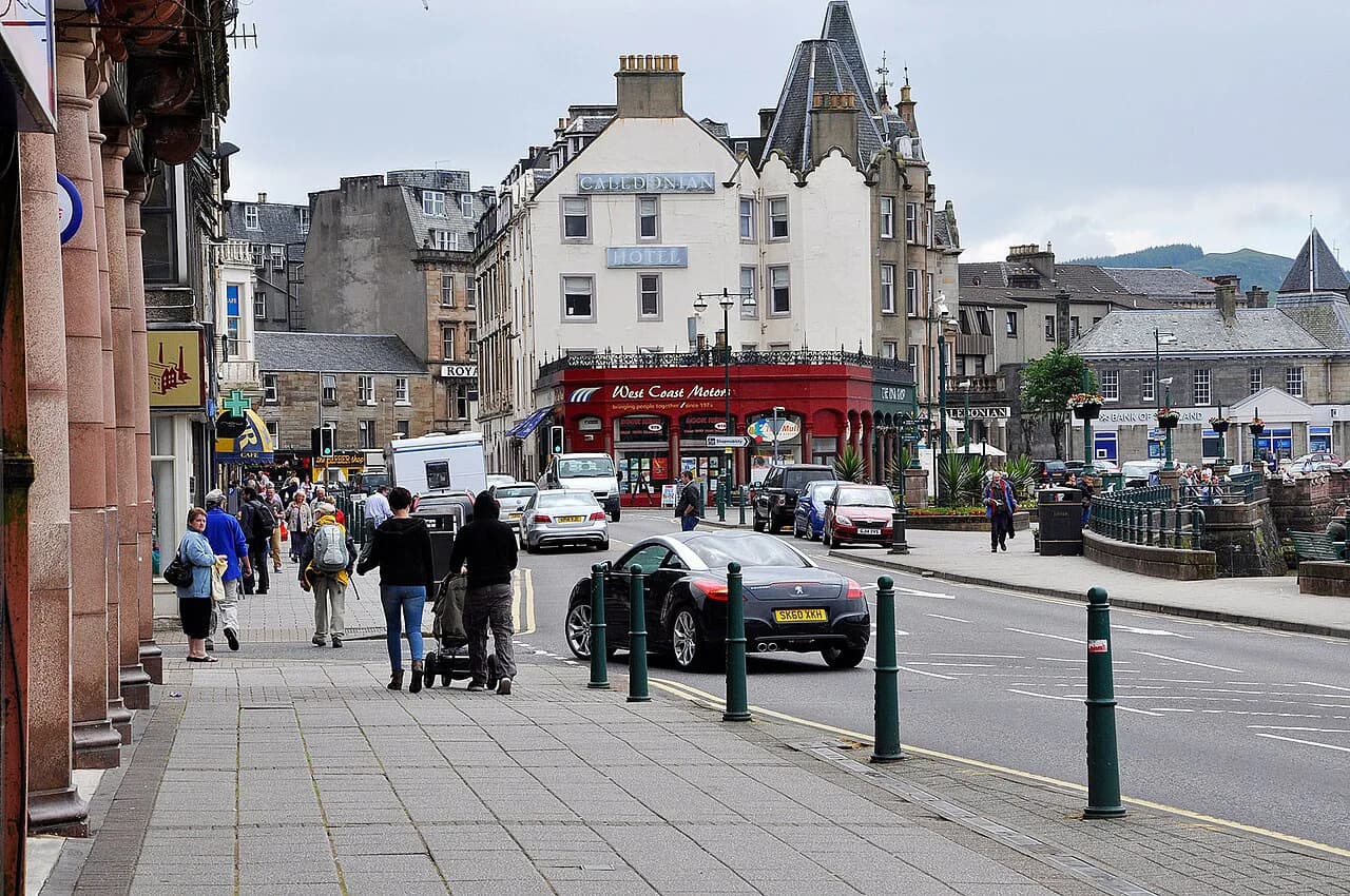 Best Pubs in Oban: Where to Drink, Eat and Settle In