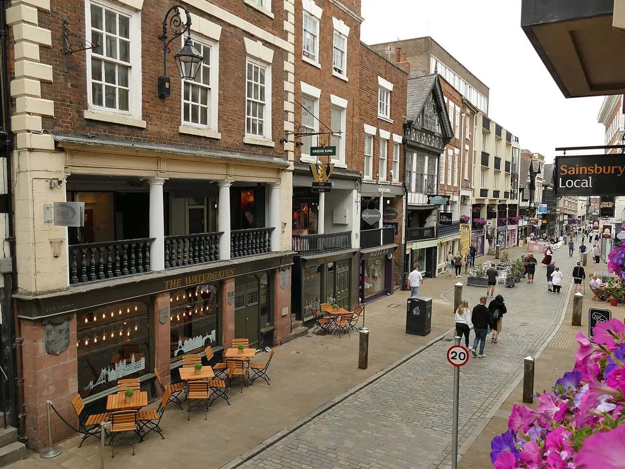 Cheap Places to Eat in Chester Without Blowing the Budget