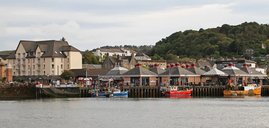 Oldest Pub in Oban: The Oban Inn and Where to Drink Nearby