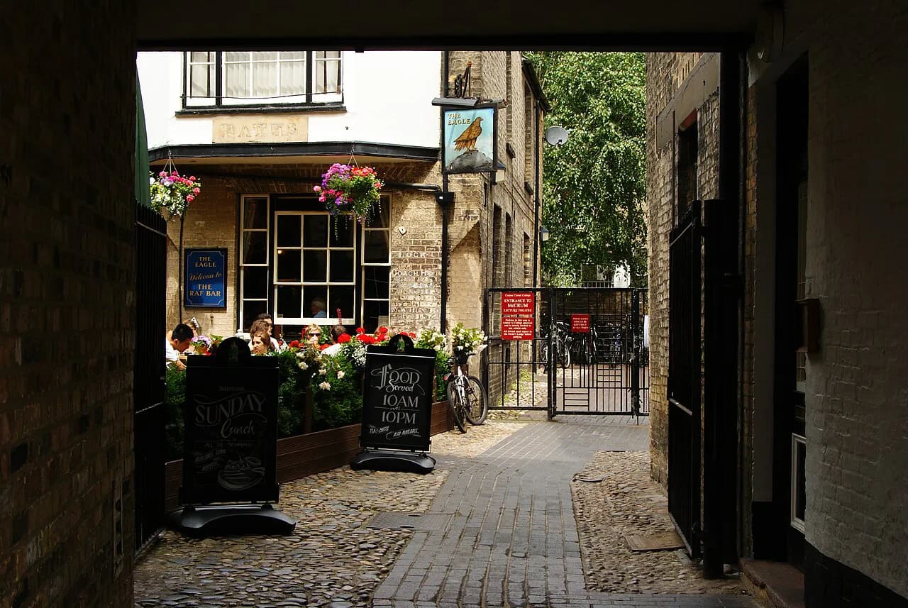 Cambridge Pubs and Food Stops: Riverside and City