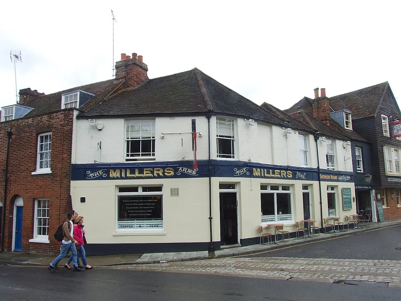 Food and Drink in Canterbury: Pubs Worth the Walk