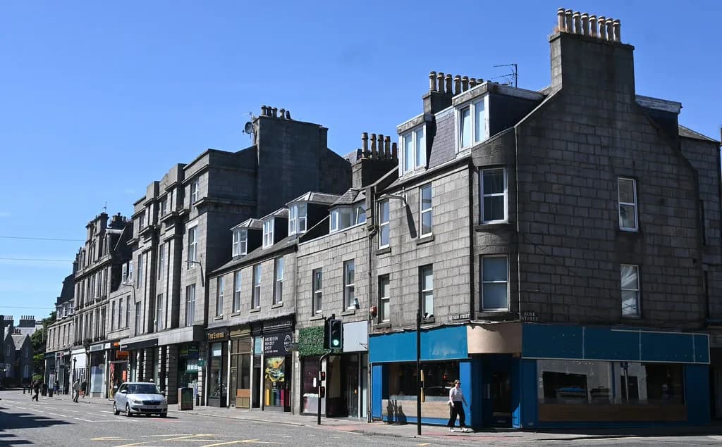 Indian Restaurants in Aberdeen: Where to Eat Curry