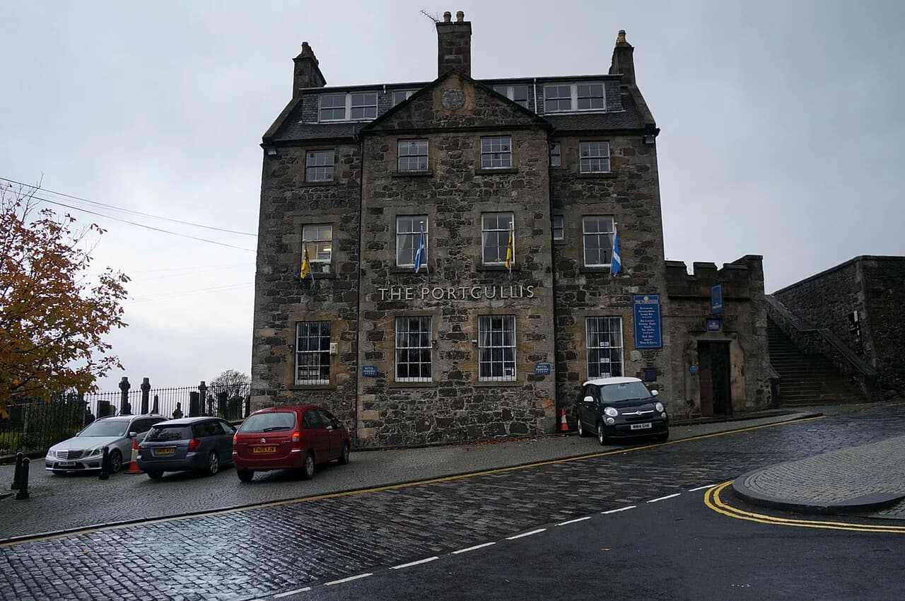 The Portcullis, Stirling: Old Town Pub by the Castle