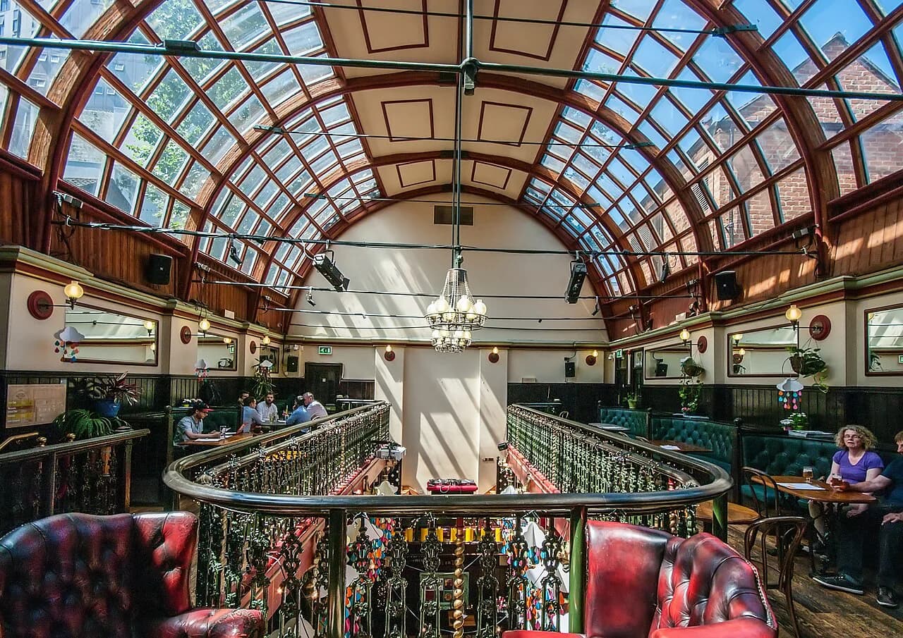 Sunday Roast in Nottingham: Best Pubs and Restaurants