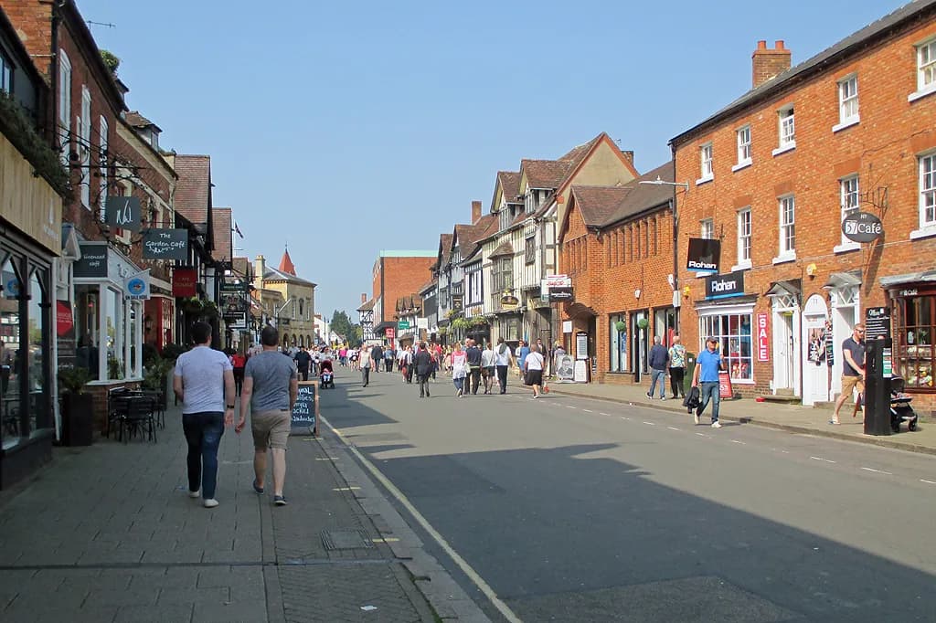 Sunday Roast in Stratford-upon-Avon: Where to Book