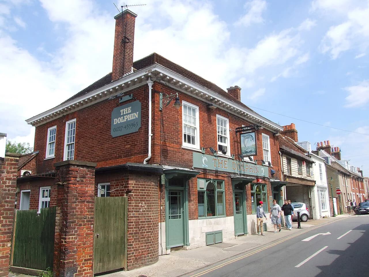 Dolphin Canterbury Guide: The St Radigunds Street Pub