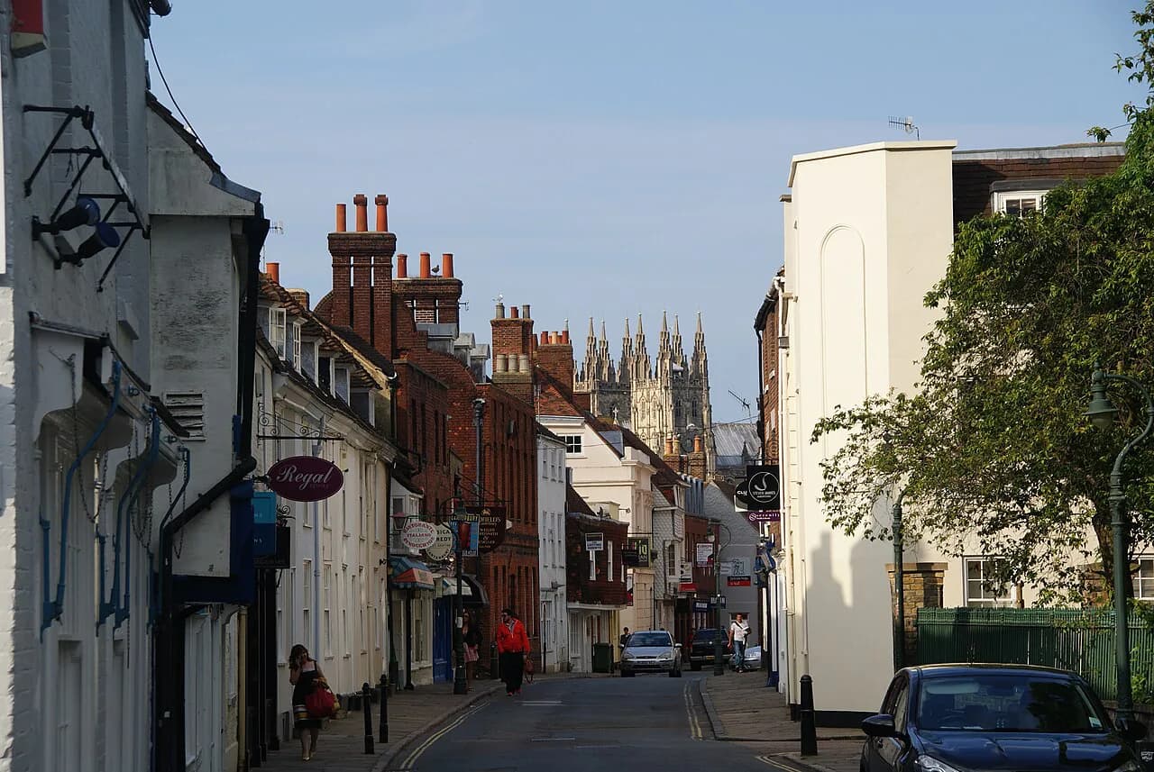 Vegan Restaurants in Canterbury: Where to Eat Plant-Based