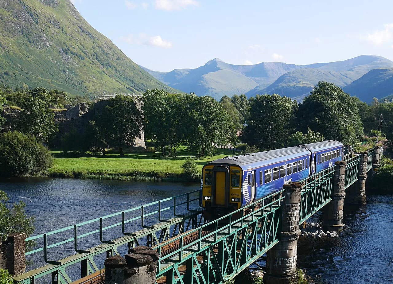 Distillery Fort William: Ben Nevis Tours & Prices Guide