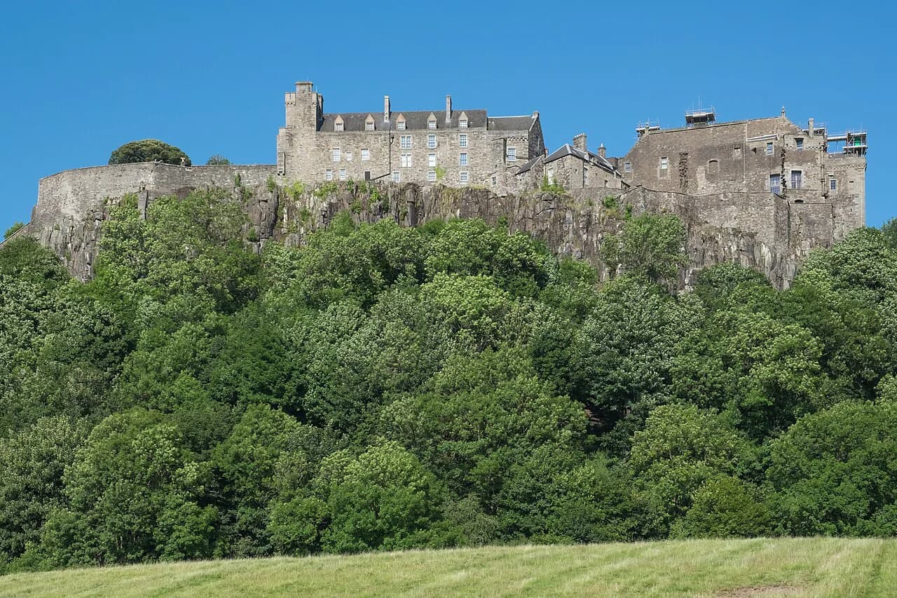 Distillery Stirling: Whisky and Gin Tours to Book