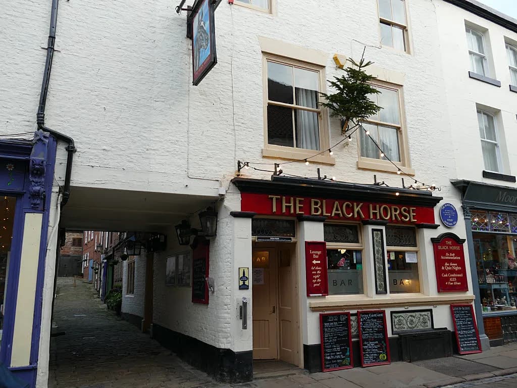 Black Horse Inn Whitby: Traditional Two-Bar Pub Guide