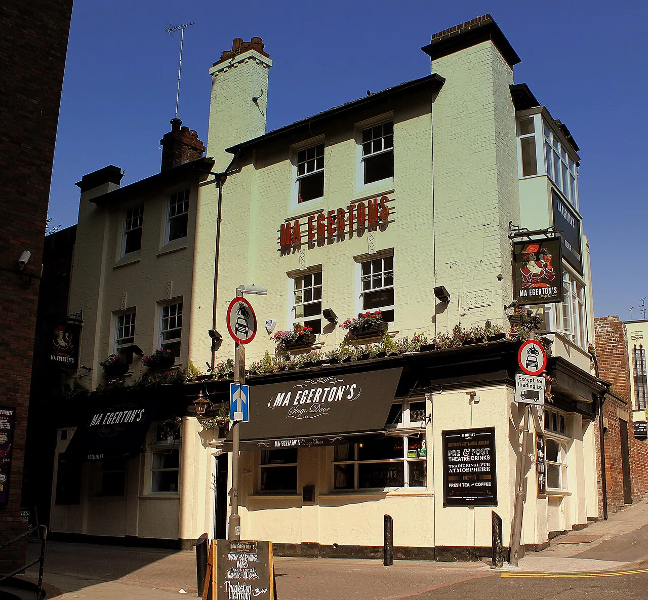 Ma Egerton's pub near Lime Street station, Liverpool.