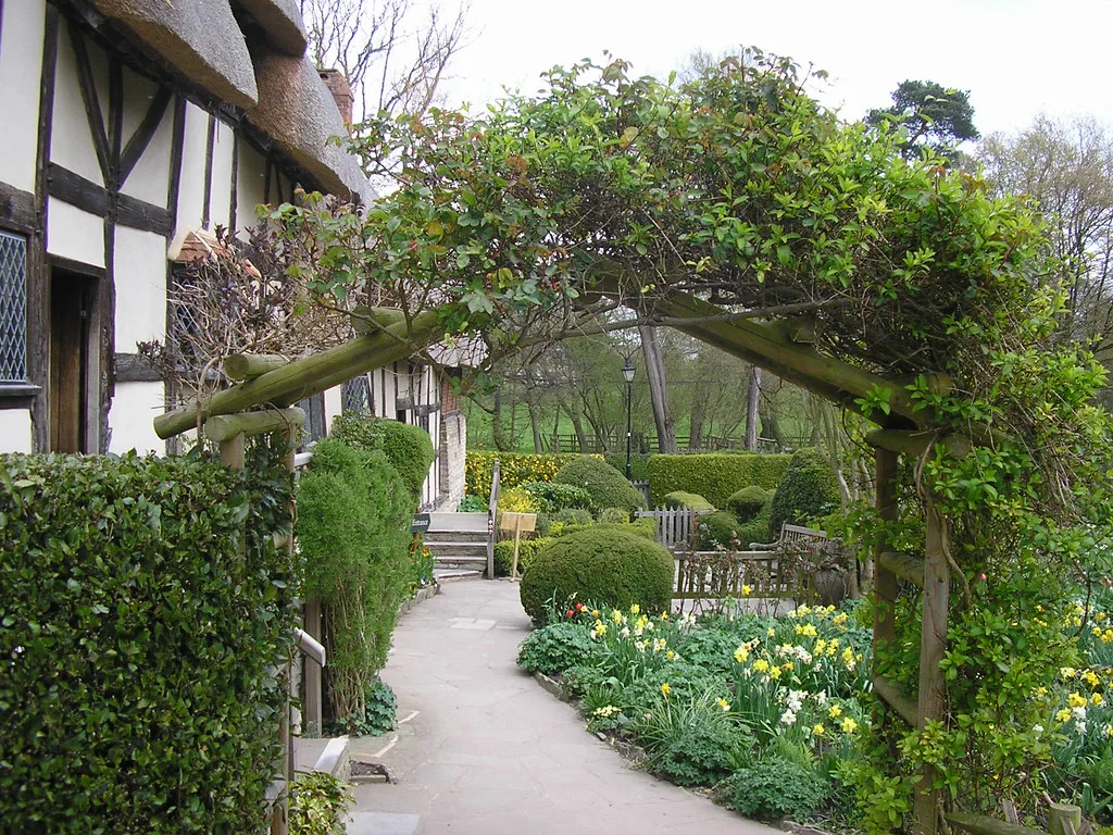 The garden at Anne Hathaway's Cottage near Stratford-upon-Avon.