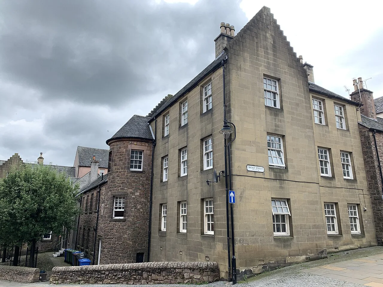 3 Bow Street, Stirling.