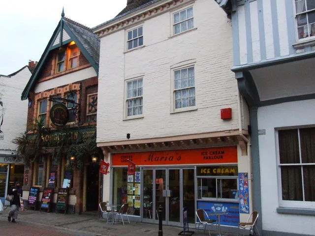 The Hobgoblin pub and Maria's Ice Cream Parlour, Canterbury.