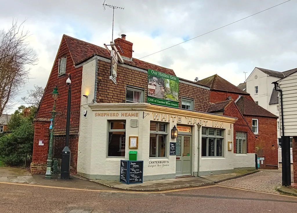 The White Hart Inn at Worthgate Place, Canterbury.
