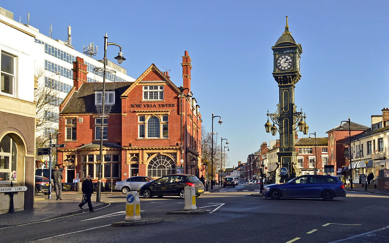 The Chamberlain Clock and the Rose Villa Tavern in the Jewellery Quarter, Birmingham.