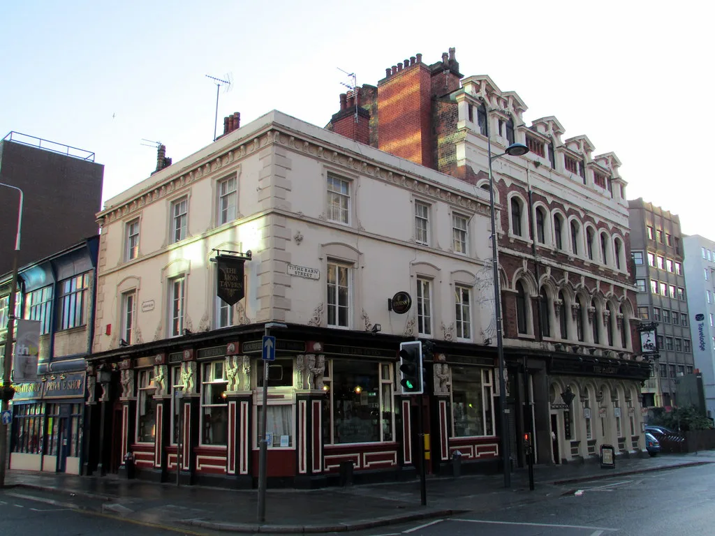 The Lion Tavern on Tithebarn Street, Liverpool.