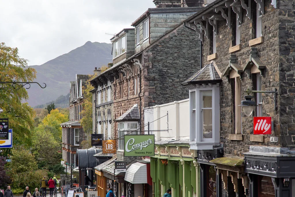 Shops and cafés on Lake Road, Keswick.
