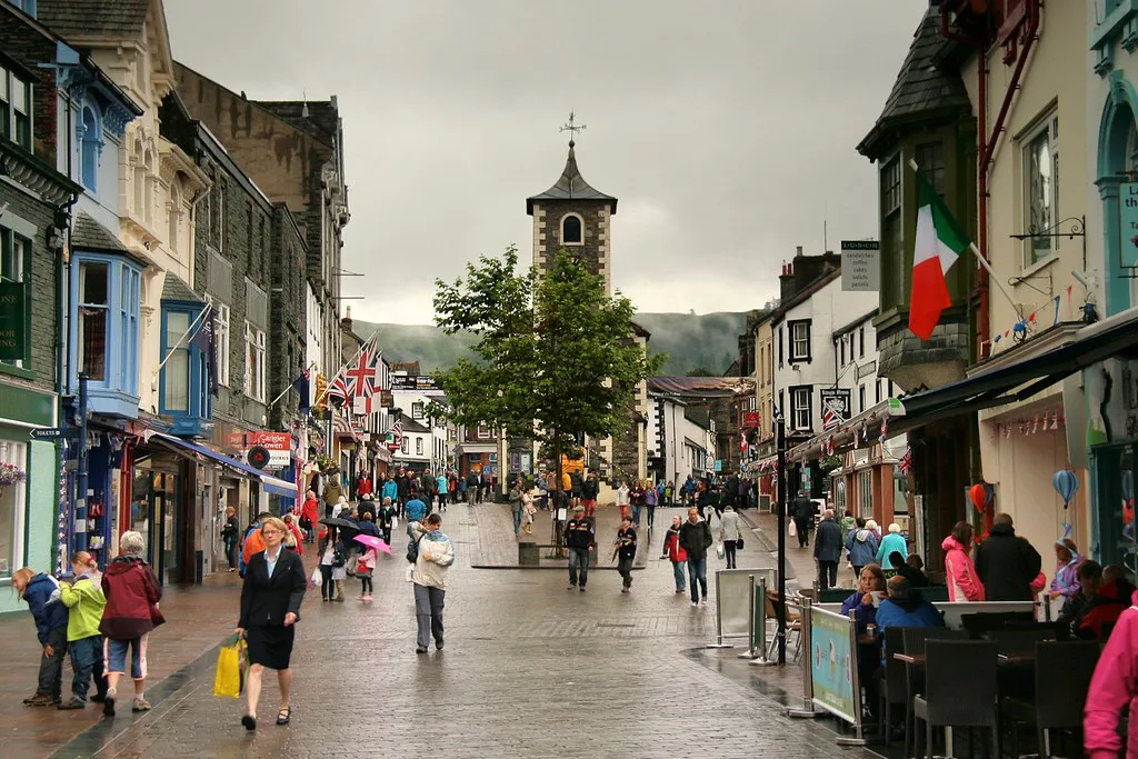 Main Street in Keswick, leading to a clock tower.