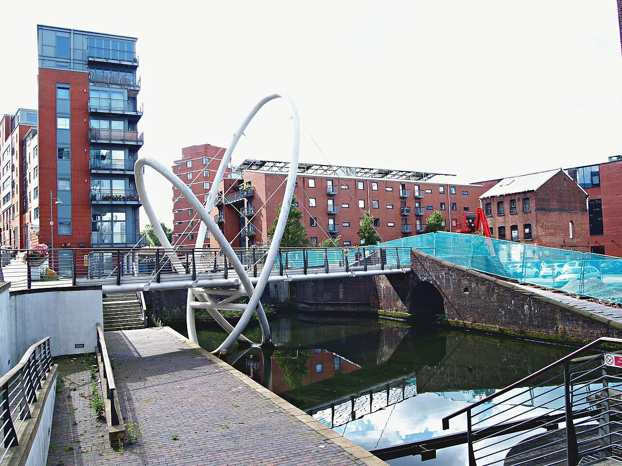 The canal and footbridge at Fleet Street, Birmingham.